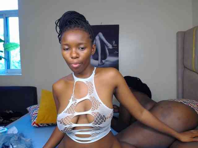 CocoKiss02 webcam