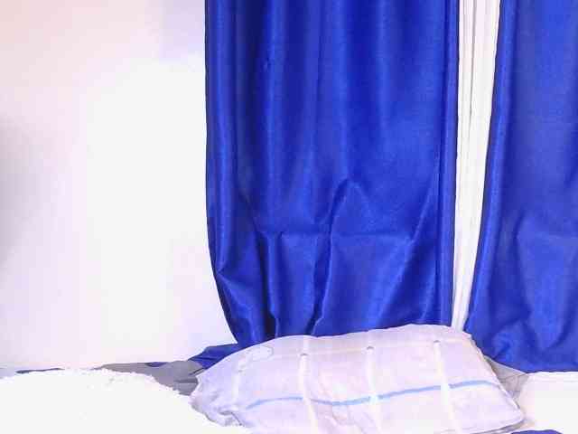 CocoKiss02 webcam