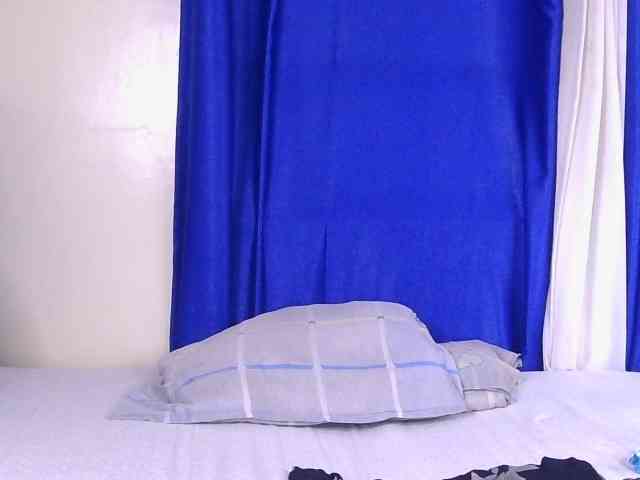 CocoKiss02 webcam