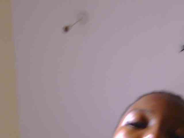 CocoKiss02 webcam