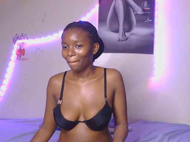 CocoKiss03 webcam