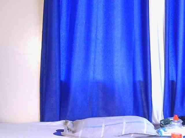 CocoKiss02 Live Webcam on BongaCams