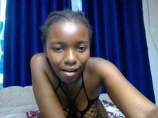 CocoKiss02 webcam