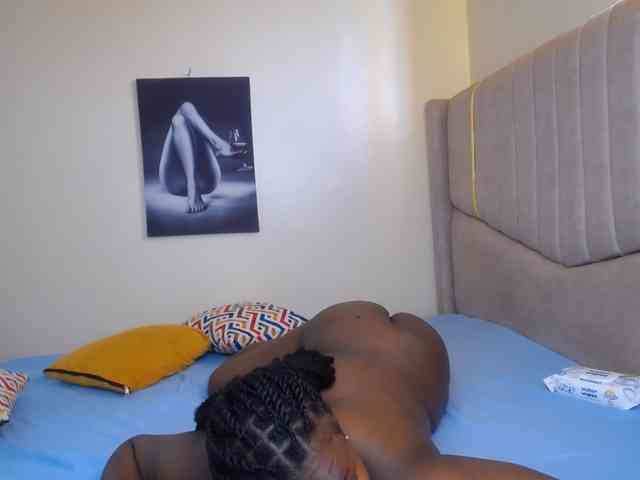 CocoKiss02 webcam