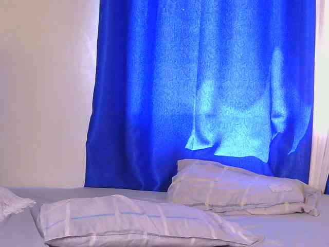 CocoKiss02 webcam