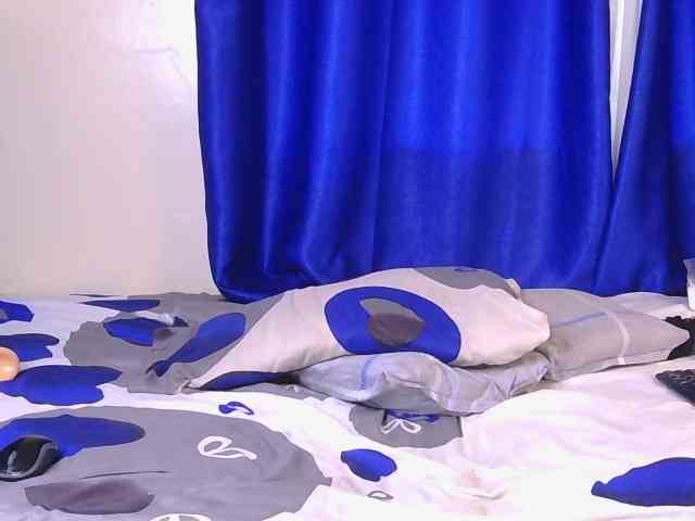 CocoKiss02 webcam
