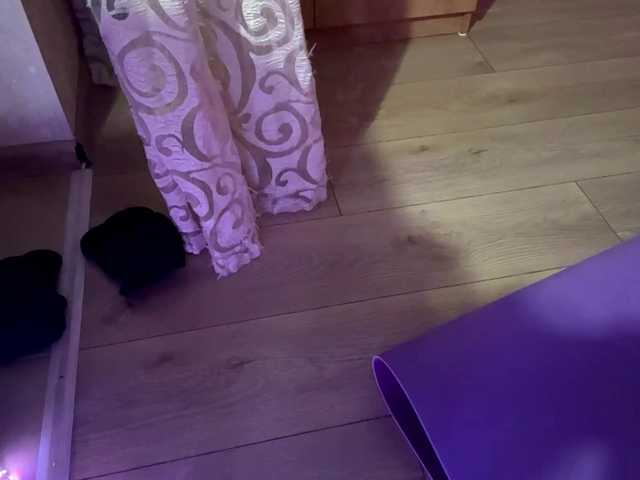 MichealSar live webcam show