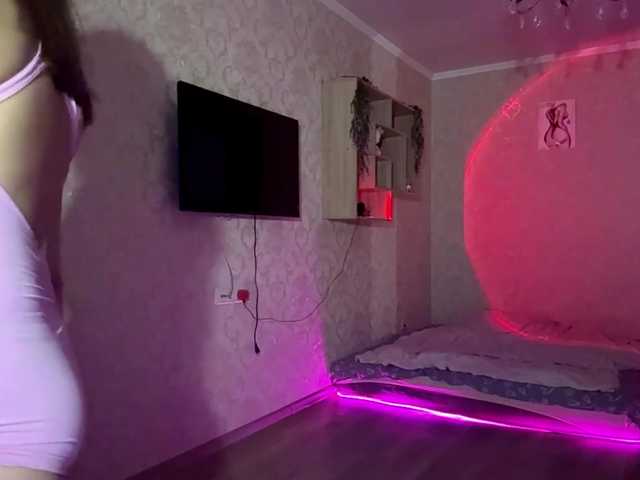 MichealSar live webcam show