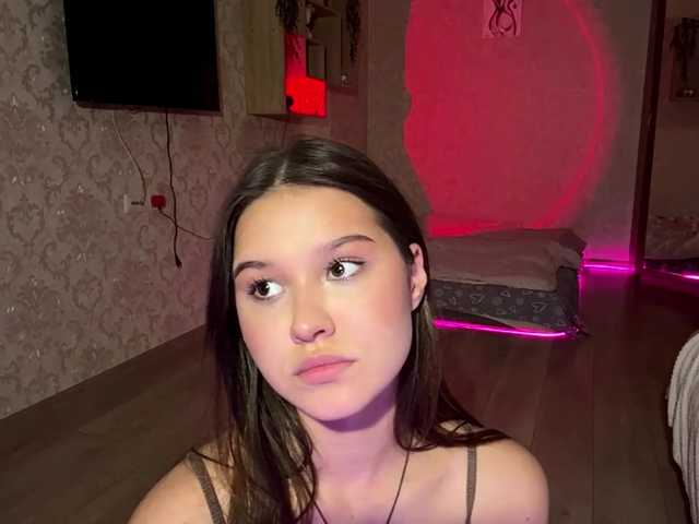 MichealSar live webcam show