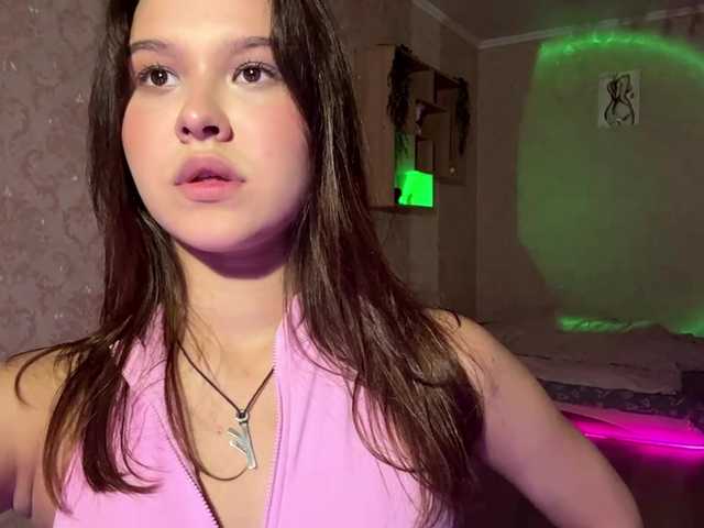 MichealSar live webcam show