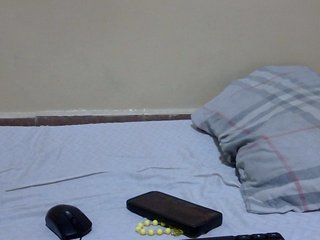 babyellah's Live Webcam