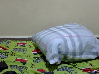 babyellah's Live Webcam