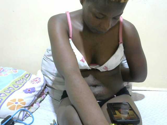babyellah live cam on BongaCams