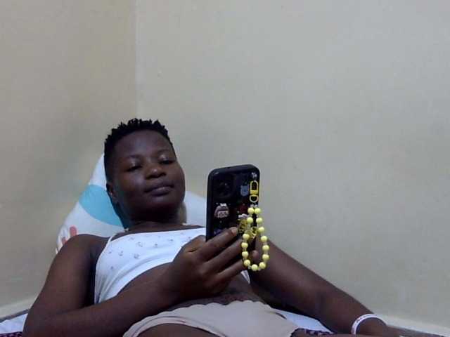 babyellah live cam on BongaCams