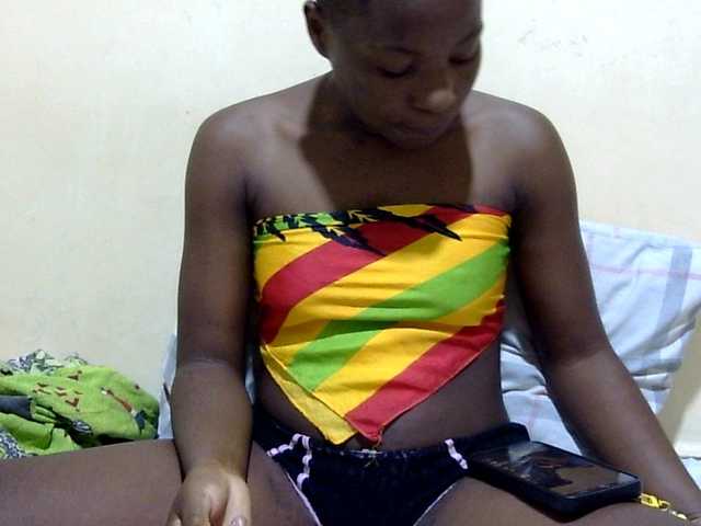 babyellah live webcam show