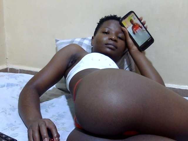 babyellah live cam on BongaCams