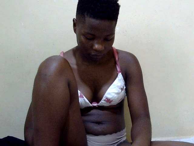babyellah live cam on BongaCams