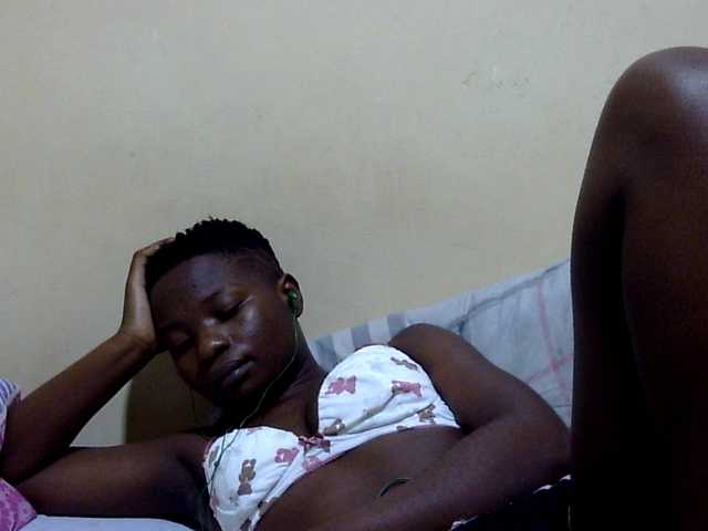 babyellah live webcam show