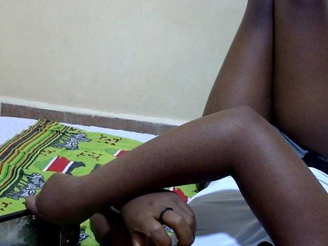 babyellah live cam on BongaCams