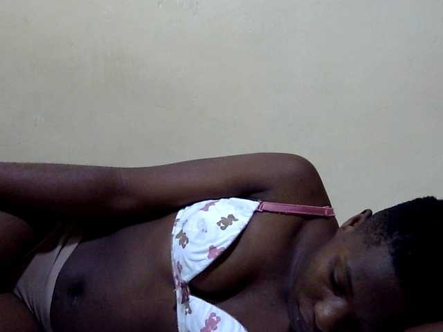 babyellah live webcam show