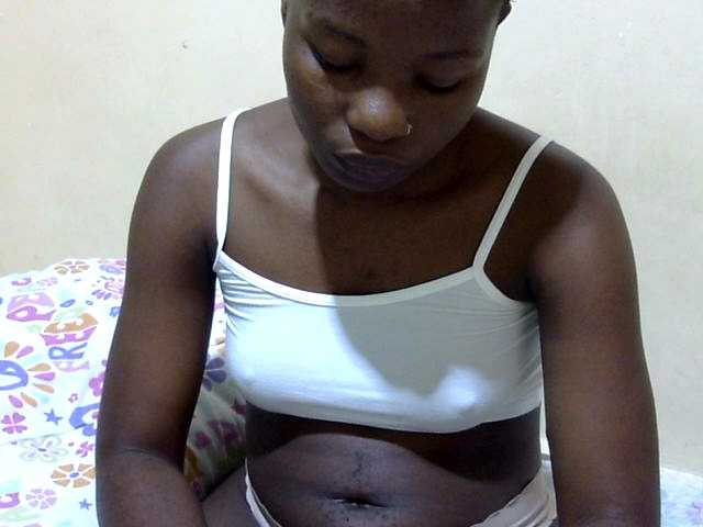 babyellah live cam on BongaCams