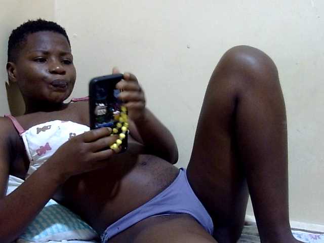 babyellah live cam on BongaCams