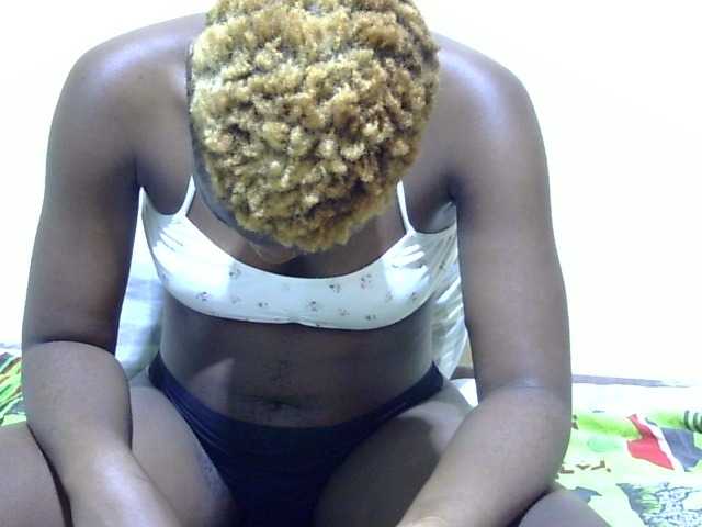 babyellah live cam on BongaCams