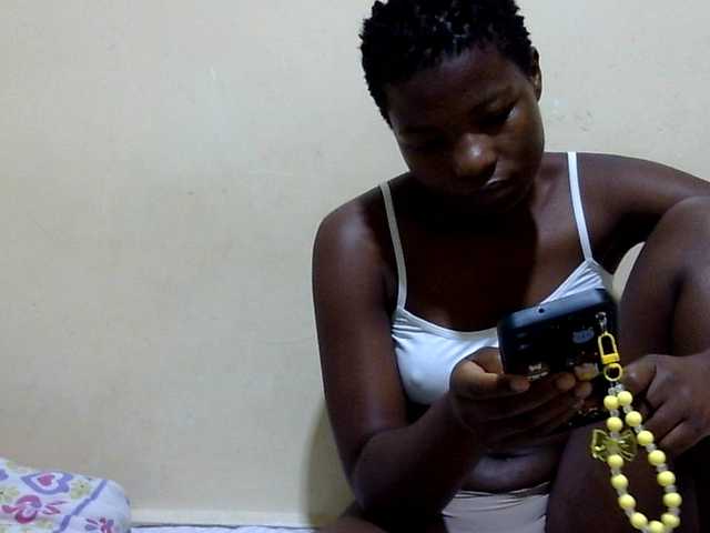 babyellah live cam on BongaCams