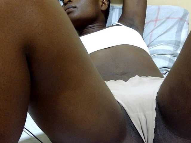 babyellah live cam on BongaCams