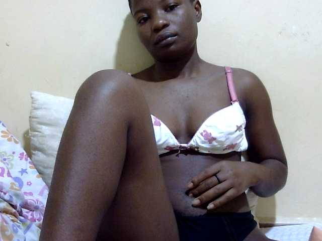 babyellah live cam on BongaCams