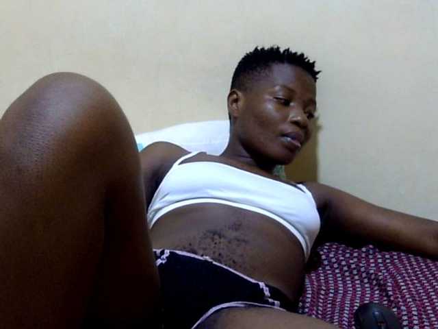 babyellah live cam on BongaCams