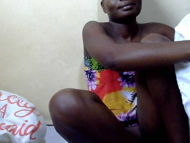 babyellah live cam on BongaCams
