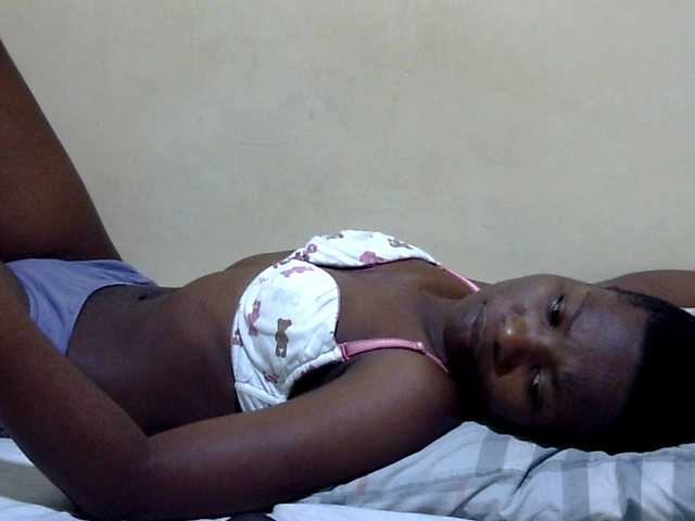 babyellah live webcam show