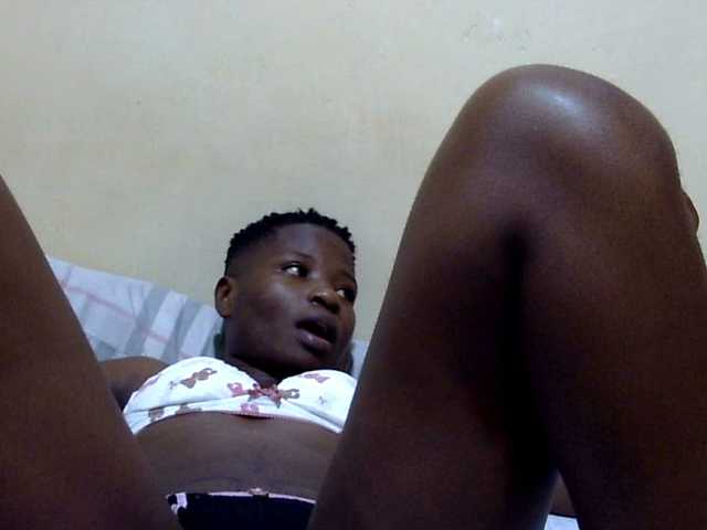 babyellah live cam on BongaCams