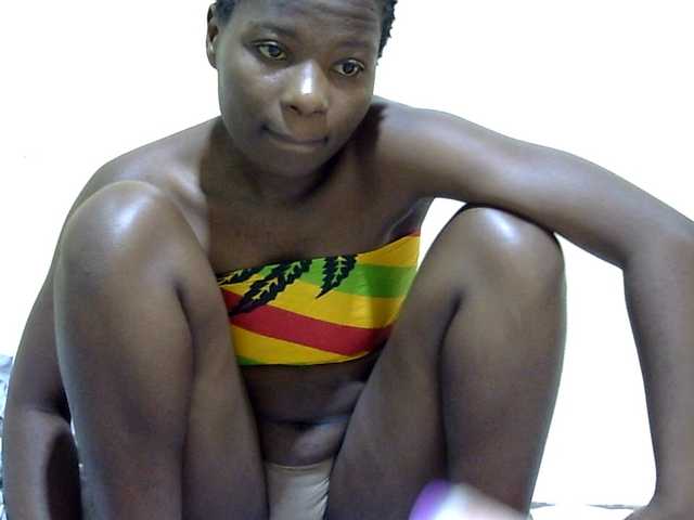 babyellah live cam on BongaCams