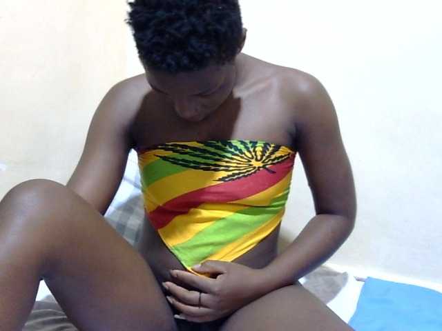 babyellah live cam on BongaCams