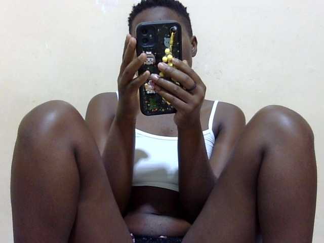 babyellah live cam on BongaCams