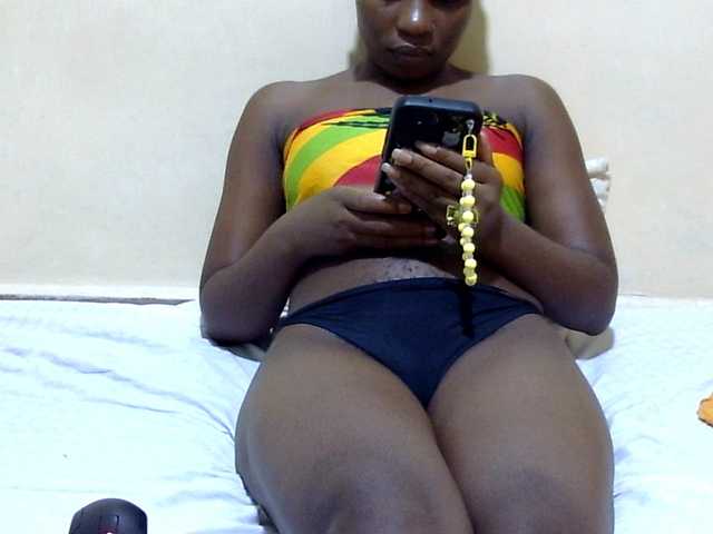 babyellah live cam on BongaCams