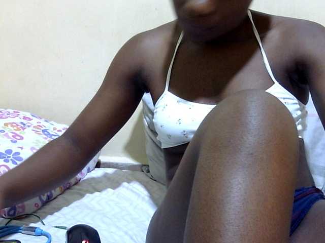 babyellah live cam on BongaCams
