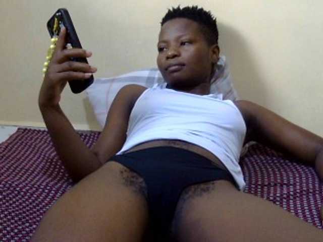 babyellah live cam on BongaCams