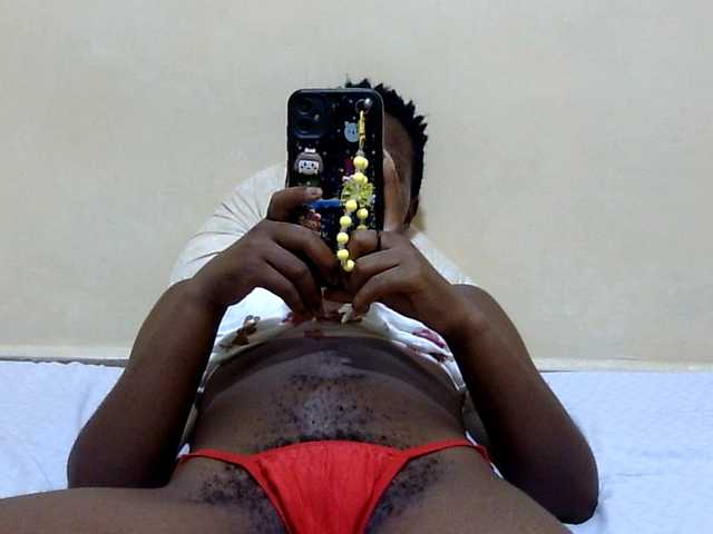 babyellah — live female cam