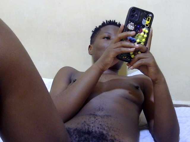 babyellah live cam on BongaCams