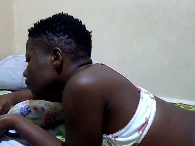 babyellah live webcam show