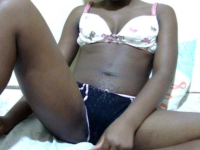 babyellah live cam on BongaCams