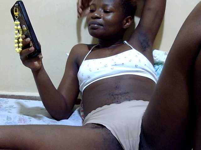 babyellah live cam on BongaCams