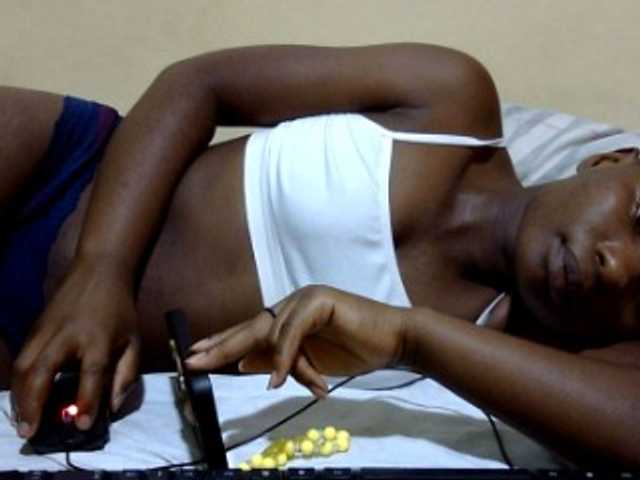 babyellah live webcam show