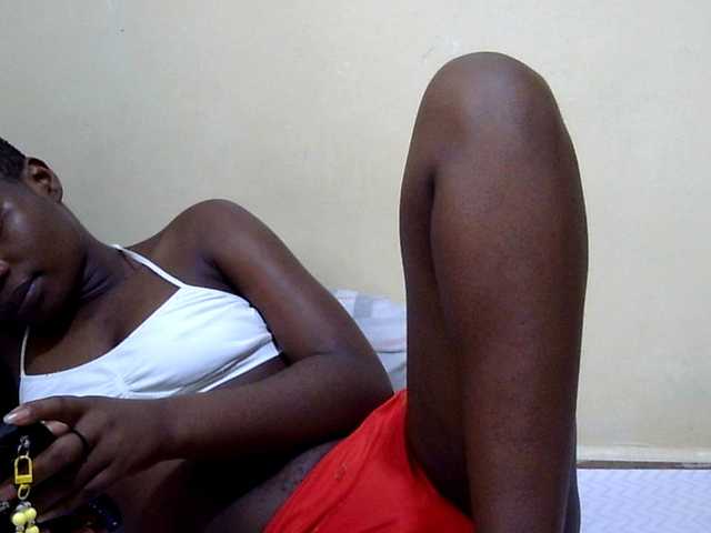 babyellah live cam on BongaCams