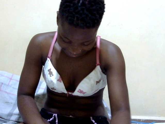babyellah live cam on BongaCams