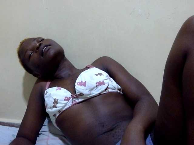 babyellah live cam on BongaCams