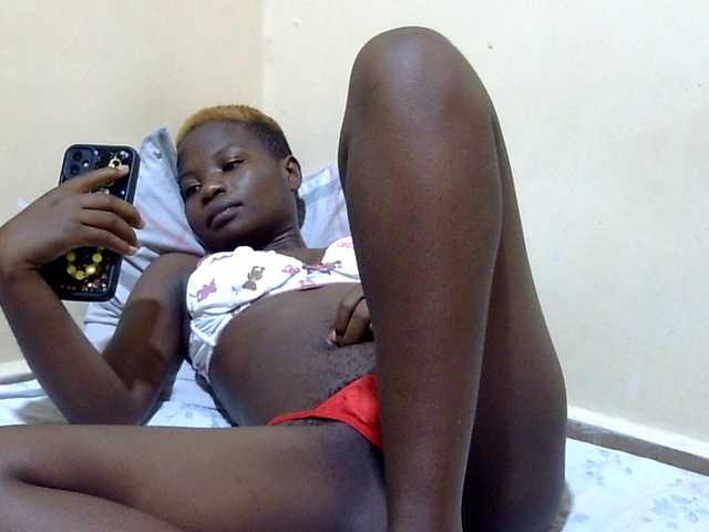 babyellah live cam on BongaCams